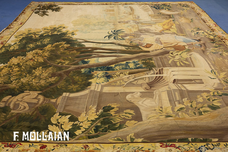 A Very Fine Figurative Antique Tapestry n°:50978677